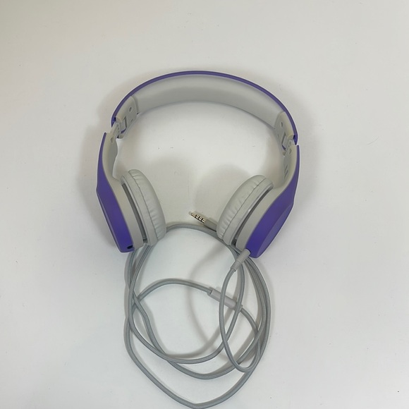 Great Condition LilGadgets Purple Wired Headphones for Kids - Picture 1 of 6